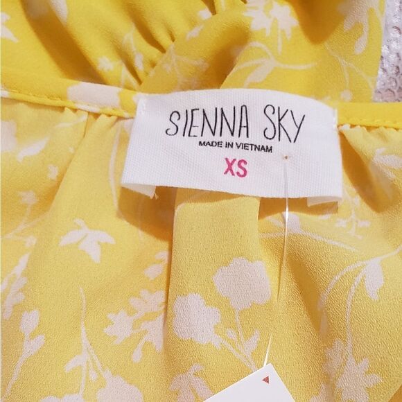 Sienna Sky Floral Dress  - Picture 4 of 5